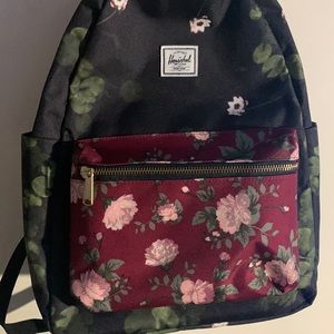 Hershel Nova Mid backpack